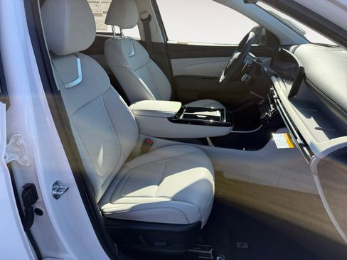 New 2026 Hyundai Tucson Limited AWD/4WD image 19