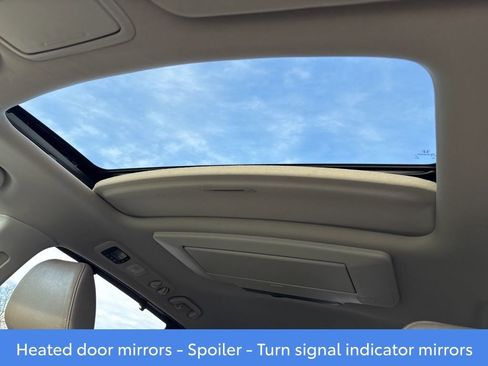 Used 2016 Honda Odyssey Touring Elite image 6