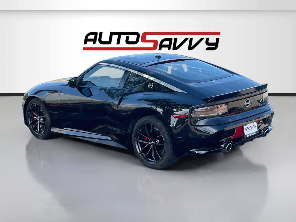 Used 2025 Nissan Z Performance w/ Floor Mat Package RWD image 5