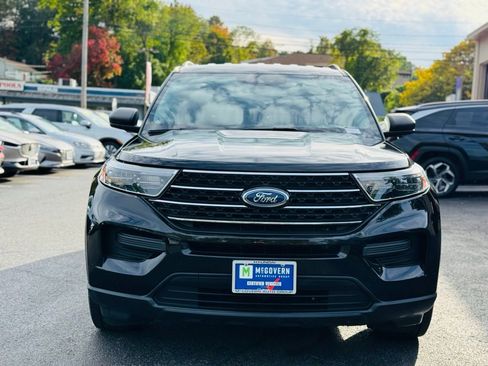 Used 2022 Ford Explorer XLT image 10