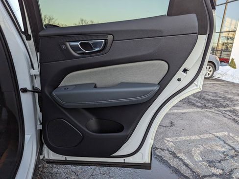 Used 2022 Volvo XC60 B5 R-Design w/ Advanced Package image 35