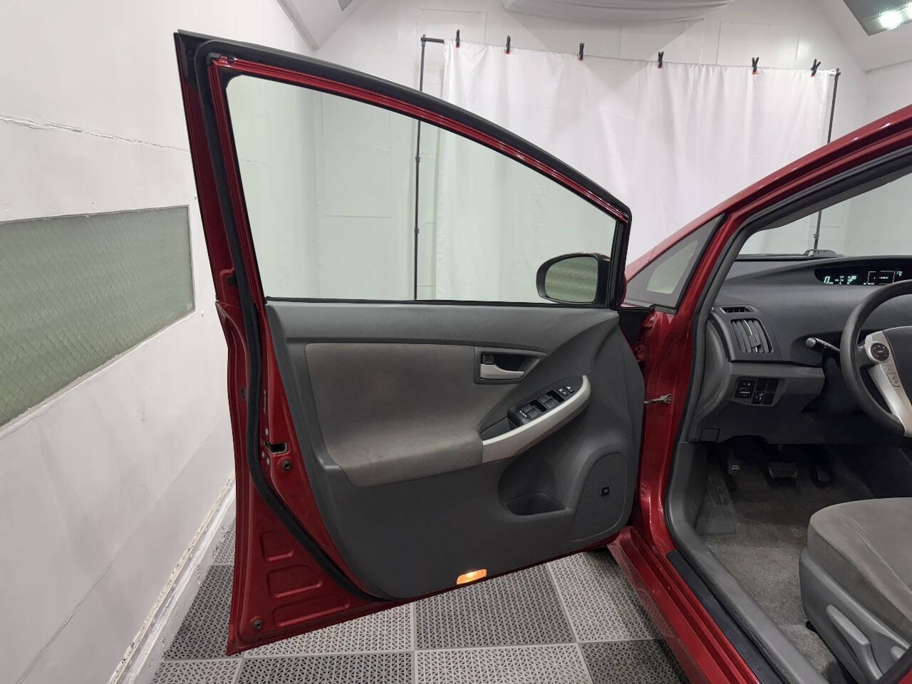 Used 2011 Toyota Prius Three FWD image 24