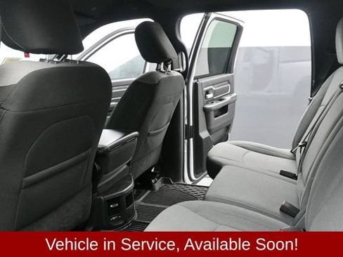Used 2024 RAM 2500 Big Horn AWD/4WD image 12