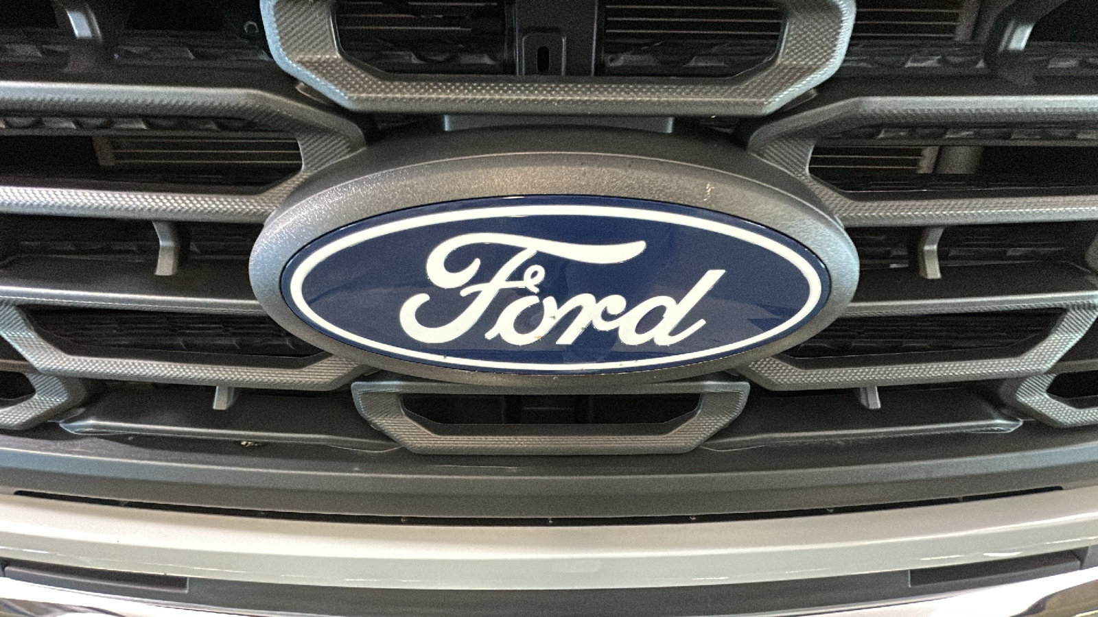 Used 2024 Ford F150 XL w/ Equipment Group 103A High AWD/4WD image 9