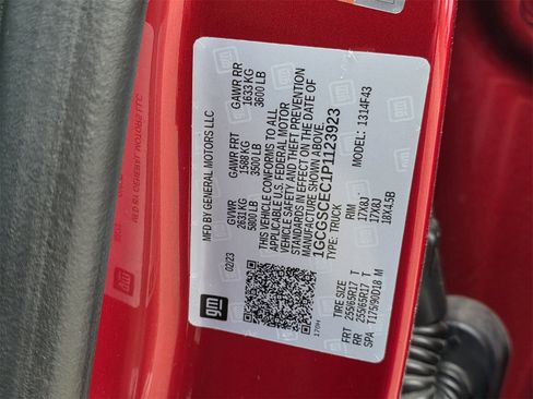 Used 2023 Chevrolet Colorado LT image 31