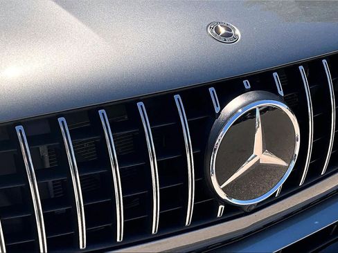 Used 2021 Mercedes-Benz GLC 43 AMG 4MATIC image 32