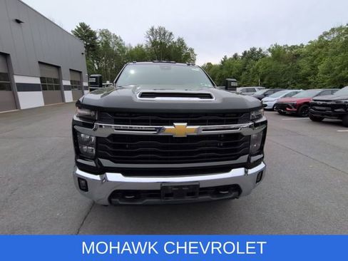 Used 2024 Chevrolet Silverado 2500 LT w/ Convenience Package AWD/4WD image 7