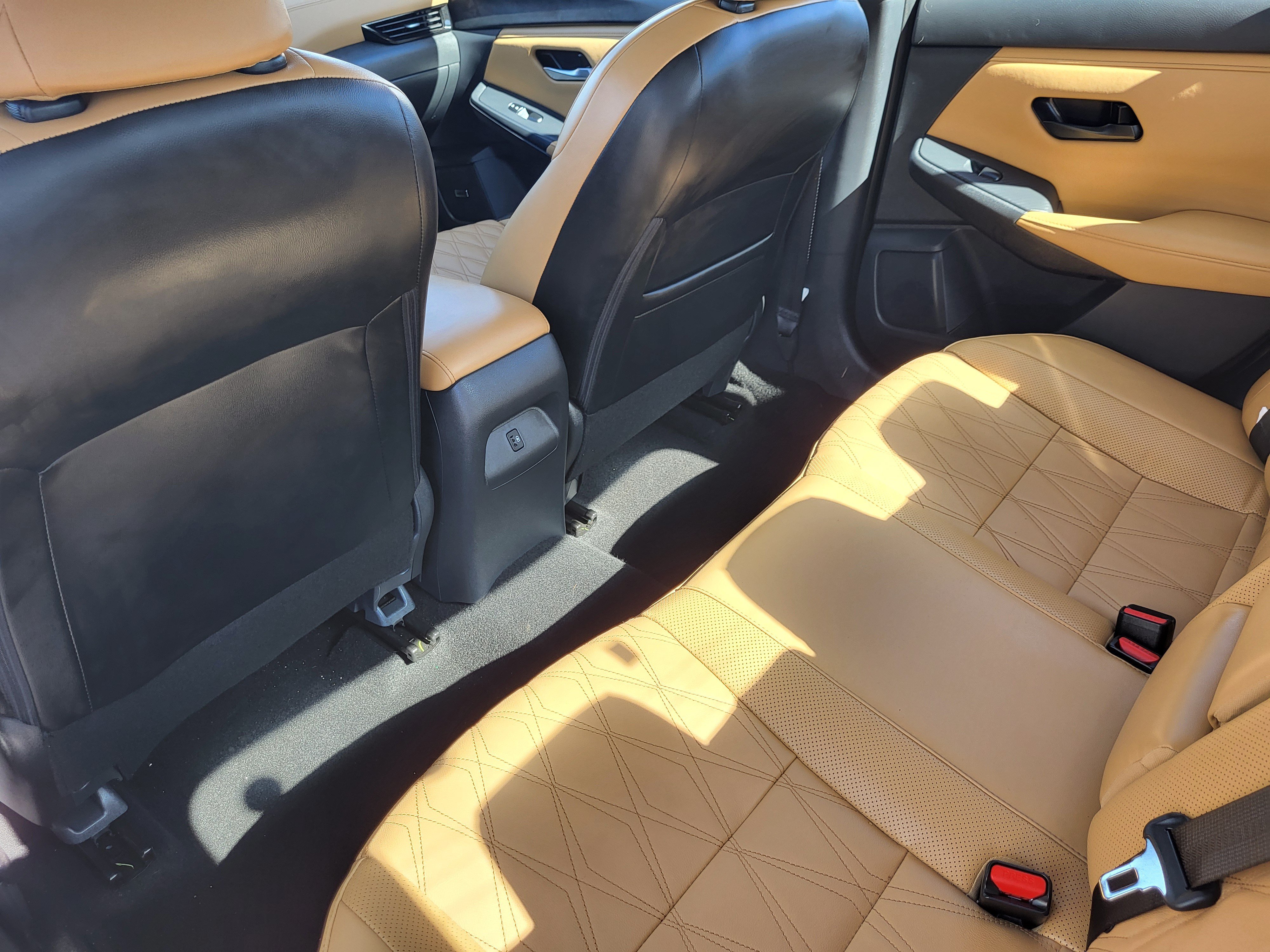 Certified 2025 Nissan Sentra SV w/ SV Premium Package FWD image 25