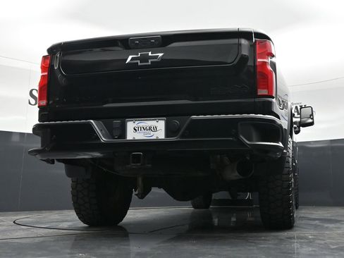 Used 2024 Chevrolet Silverado 2500 High Country w/ High Country Premium Package AWD/4WD image 22