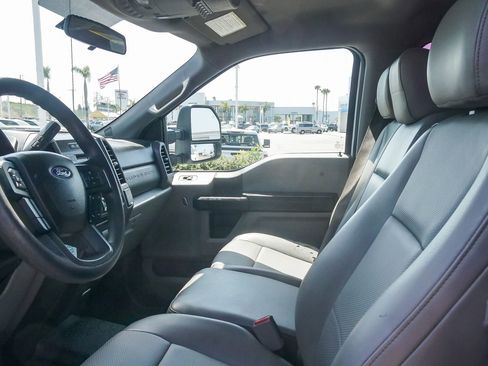 Used 2017 Ford F350 XL w/ Power Equipment Group RWD image 17