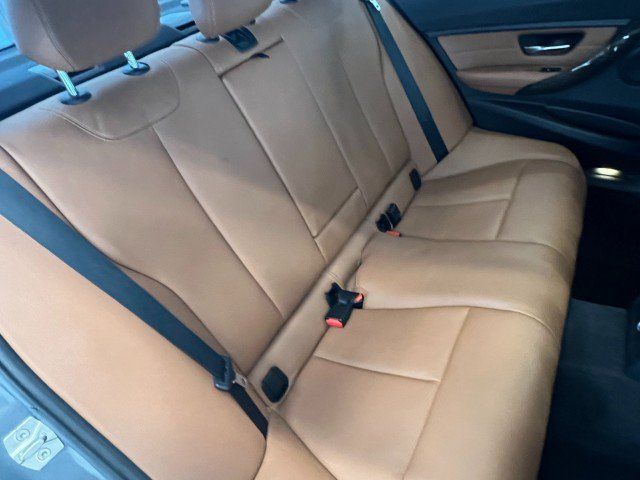 Used 2013 BMW 328i Sedan RWD image 32