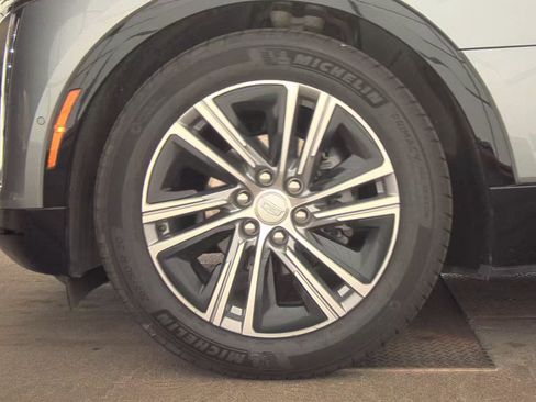 Used 2024 Cadillac Lyriq Luxury AWD/4WD image 15