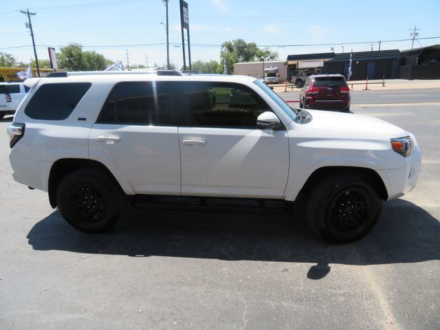 Used 2021 Toyota 4Runner SR5 Premium w/ Moonroof Package AWD/4WD image 4