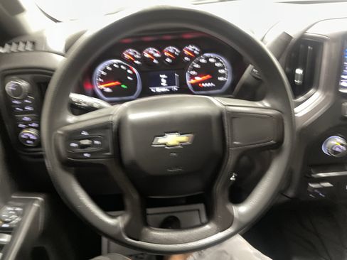 Used 2020 Chevrolet Silverado 1500 Custom w/ Custom Max Trailering Package AWD/4WD image 29