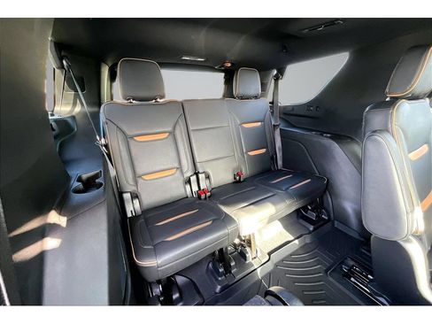 Used 2022 GMC Yukon AT4 w/ AT4 Premium Plus Package AWD/4WD image 39