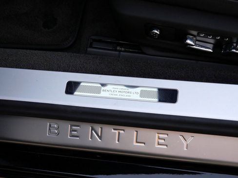 Used 2022 Bentley Continental GT image 15