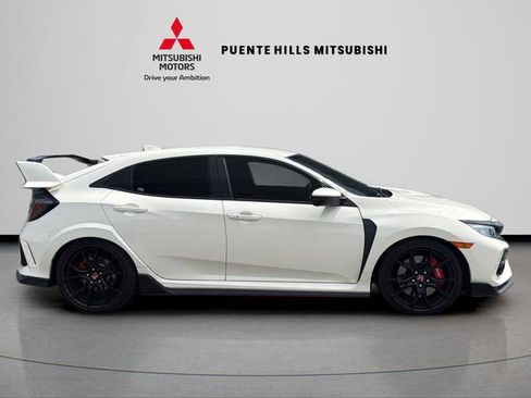 Used 2019 Honda Civic Type R image 4