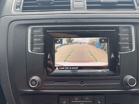 Used 2017 Volkswagen Jetta S FWD image 19