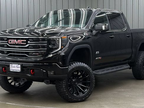 Used 2026 GMC Sierra 1500 AT4 w/ AT4 Premium Package AWD/4WD image 1