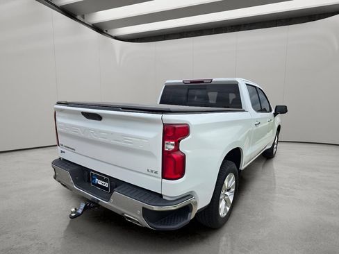 Used 2022 Chevrolet Silverado 1500 LTZ w/ LTZ Convenience Package II AWD/4WD image 5