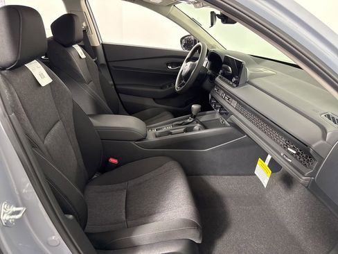 New 2025 Honda Accord SE image 23