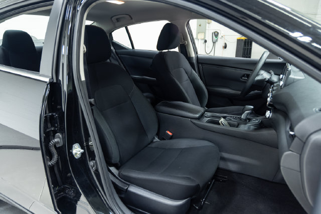 Used 2025 Nissan Sentra S FWD image 25