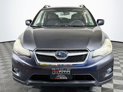 Used 2014 Subaru Crosstrek 2.0i Premium w/ Moonroof Package AWD/4WD image 2