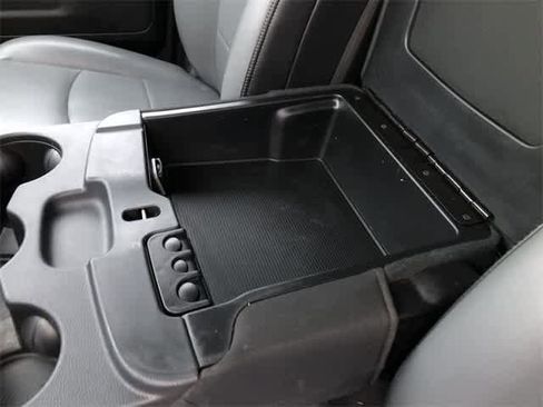 Used 2020 RAM 3500 Tradesman w/ Chrome Appearance Group image 15