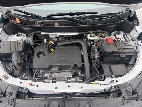 Used 2025 Chevrolet Equinox LT image 40