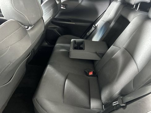 Used 2023 Toyota Venza LE image 23