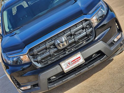 Used 2025 Honda Ridgeline RTL image 14