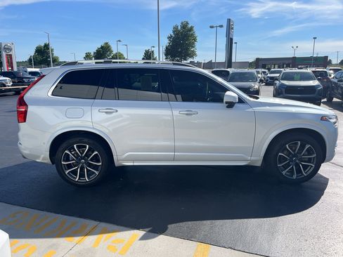 Used 2016 Volvo XC90 T6 Momentum w/ Momentum Plus Package AWD/4WD image 6
