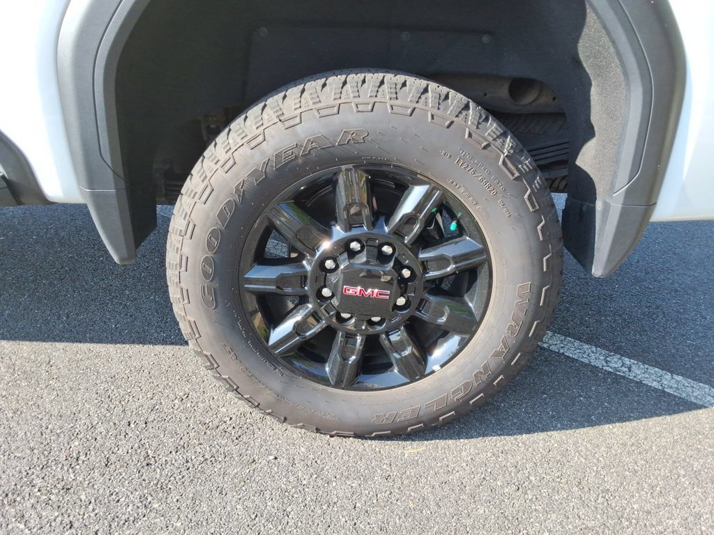 Certified 2026 GMC Sierra 2500 AT4 w/ AT4 Premium Plus Package AWD/4WD image 14