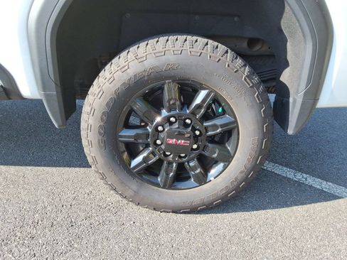Certified 2026 GMC Sierra 2500 AT4 w/ AT4 Premium Plus Package AWD/4WD image 14