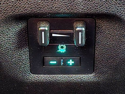 Used 2014 Chevrolet Silverado 2500 LT w/ Z71 Appearance Package image 25