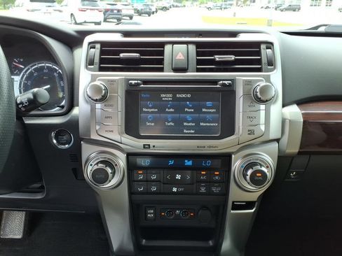 Used 2017 Toyota 4Runner Limited AWD/4WD image 10