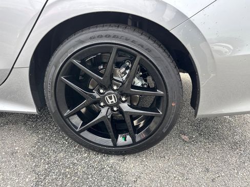 Used 2024 Honda Civic Sport image 19