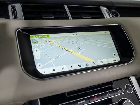 Used 2017 Land Rover Range Rover Sport HSE image 29