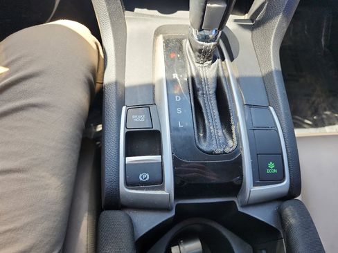 Used 2018 Honda Civic EX-T image 25