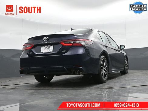 Used 2021 Toyota Camry SE w/ Convenience Package image 35