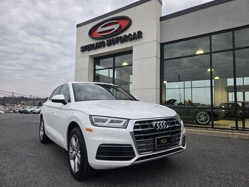 Used 2019 Audi Q5 2.0T Premium Plus w/ Premium Plus Package image 1
