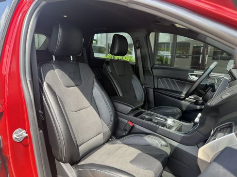 Used 2023 Ford Edge ST AWD/4WD image 17