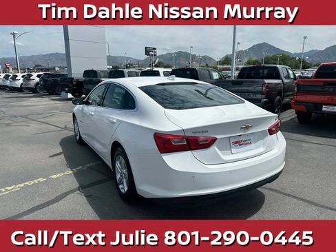 Used 2024 Chevrolet Malibu LT FWD image 9