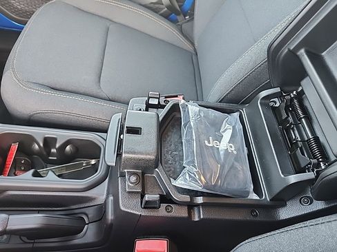 New 2026 Jeep Wrangler Sport S image 30