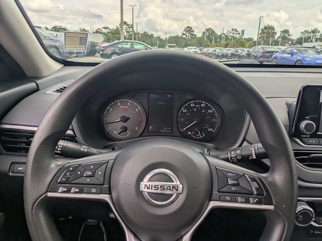 Used 2022 Nissan Altima 2.5 S FWD image 27