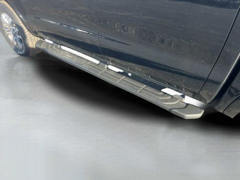 Used 2022 Ford Ranger Lariat w/ FX4 Off-Road Package image 12