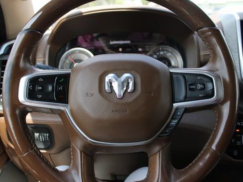 Used 2021 RAM 1500 Limited AWD/4WD image 11