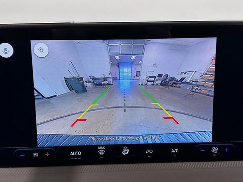 Certified 2025 Ford Maverick XL w/ Equipment Group 101A image 26