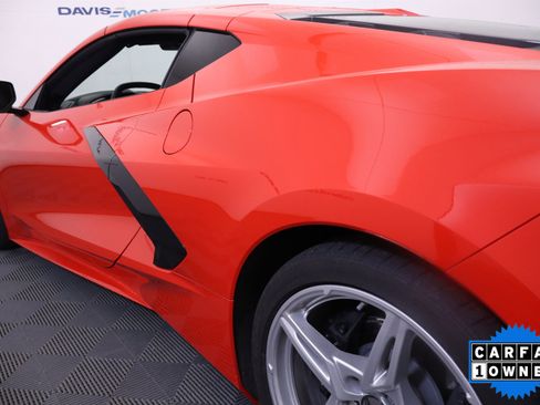 Used 2025 Chevrolet Corvette Stingray Premium Cpe w/ 3LT RWD image 12