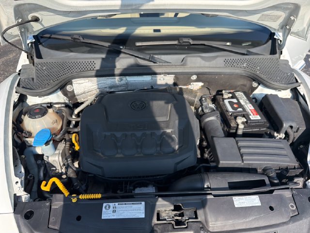 Used 2018 Volkswagen Beetle 2.0T S w/ Style & Comfort Package FWD image 23
